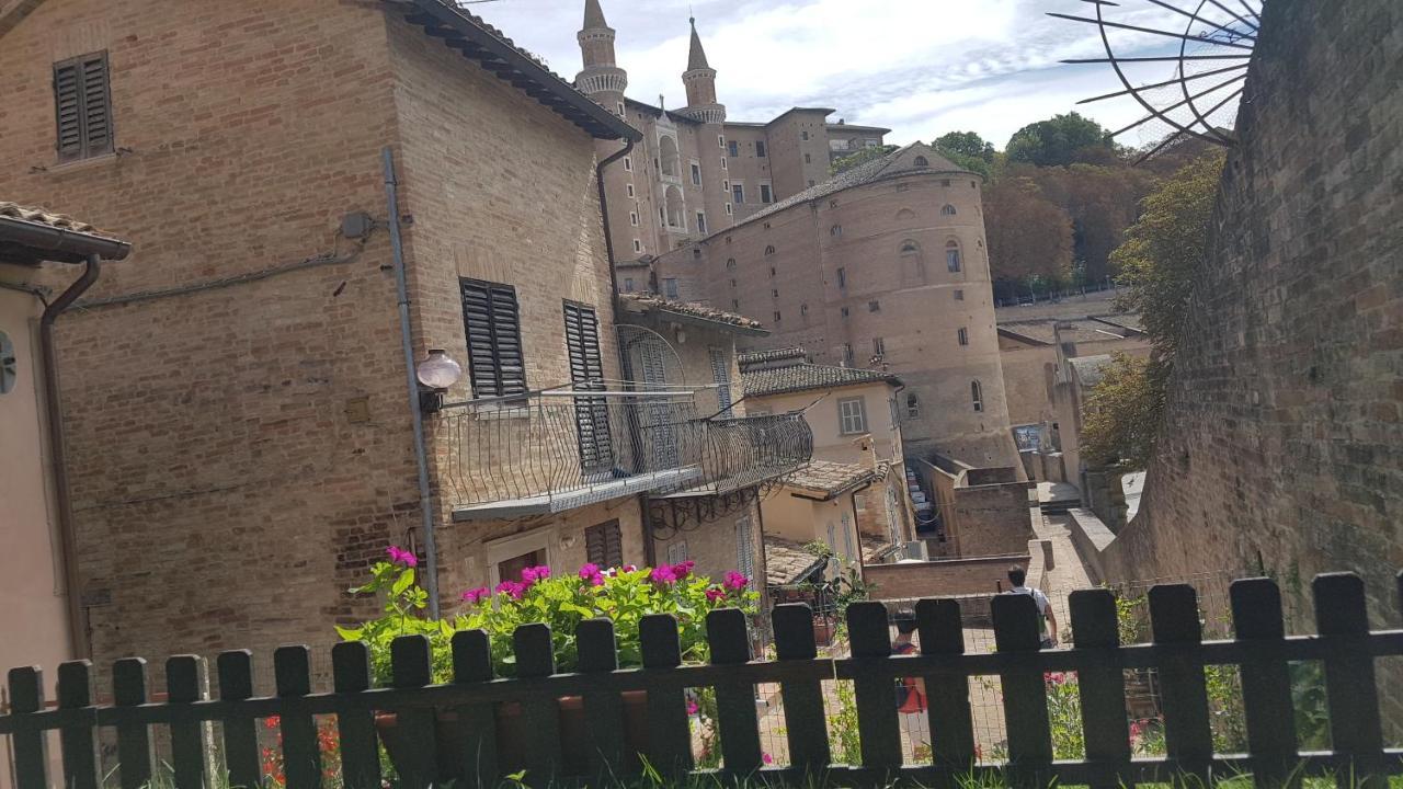 Villa Casa la Piazzetta Rinascimentale Urbino Esterno foto