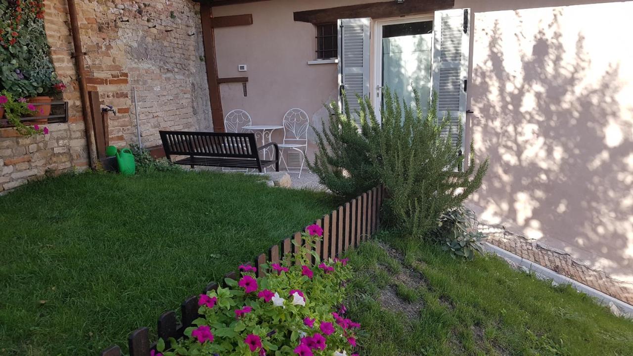 Villa Casa la Piazzetta Rinascimentale Urbino Esterno foto